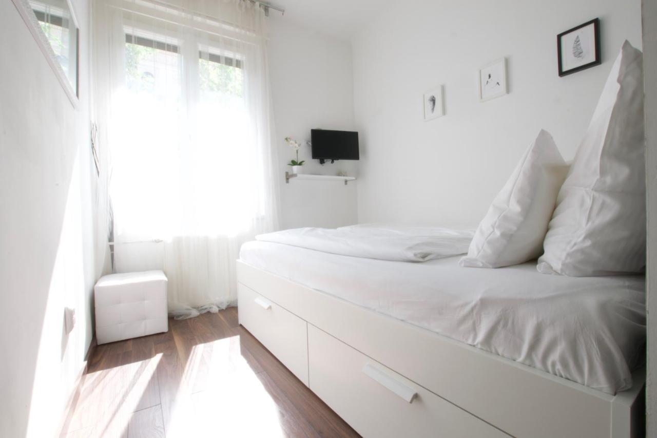 Standard Apartment By Hi5 - Nagymezo 11 Budapest Exteriör bild